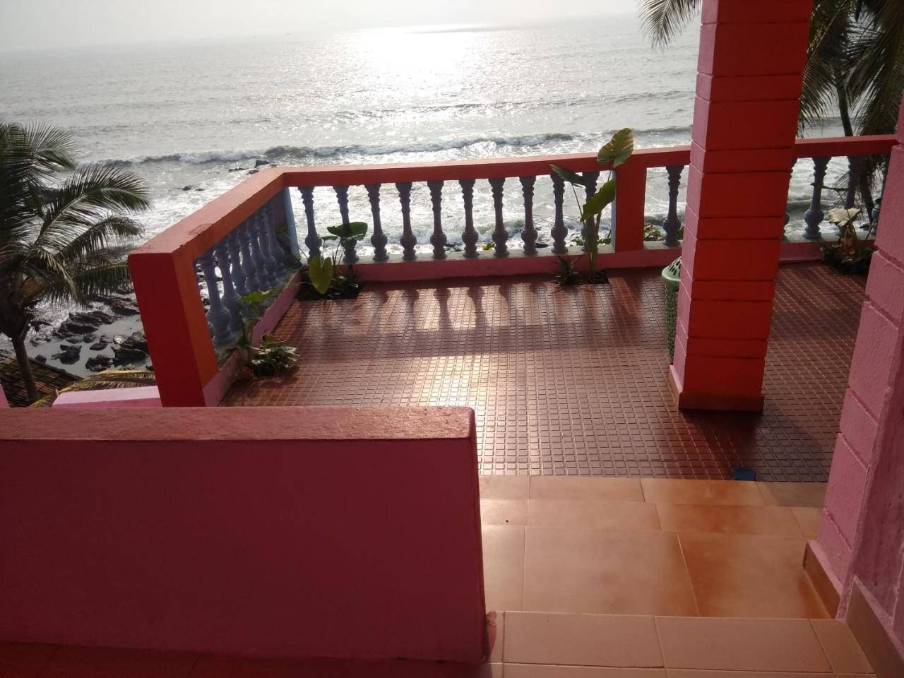 Om Ganesh Naik Guest House Arambol Kültér fotó