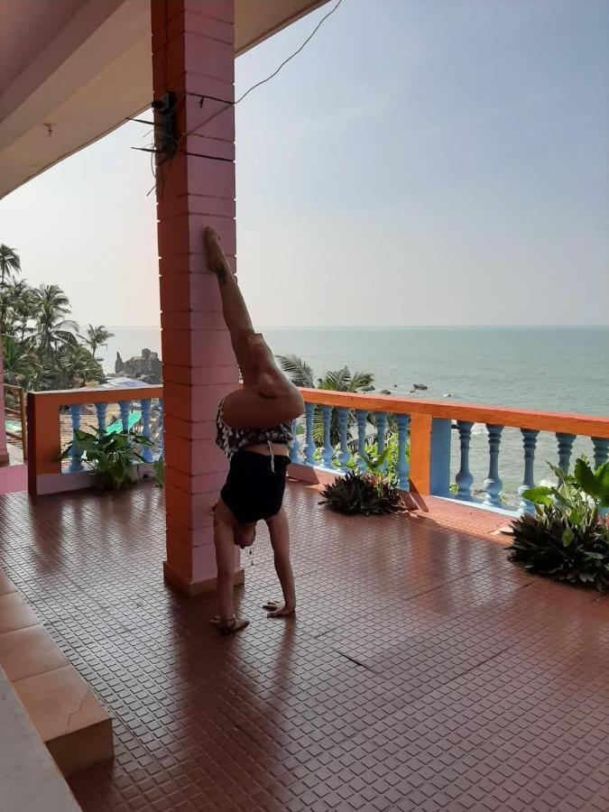 Om Ganesh Naik Guest House Arambol Kültér fotó
